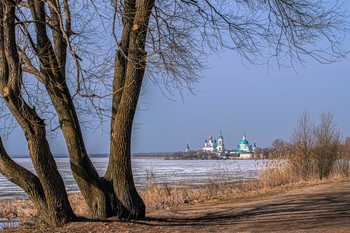 Лед в апреле / ***