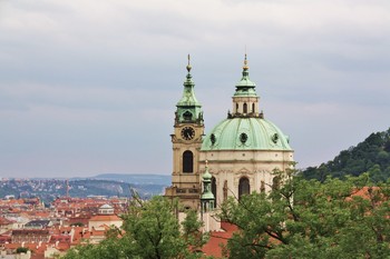 Прага / ***
