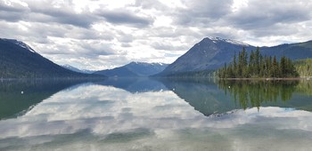 Горное озеро... / Северо-запад США