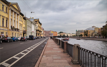 Набережная реки Фонтанки... / ***