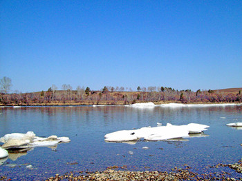 Ледоход на Иркуте / Иркутская область. Река Иркут