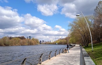 Весенний день / Москва-река в Филевском парке