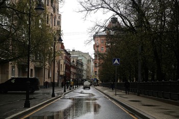 улицы города / Москва Малая Бронная