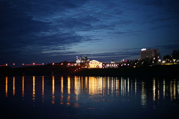 Вечерняя Двина. / Вид с правого берега.