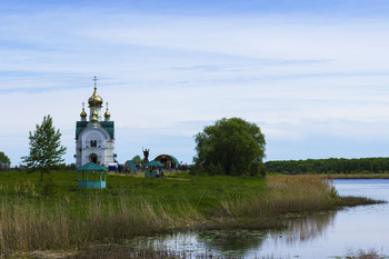 Храм на святом озере / на Николу