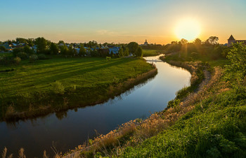 Вечерний Суздаль (2) / р. Каменка, вечер...