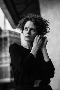 &nbsp; / фото: Марина Щеглова
в кадре: Юлия Абдель-Фаттах

#sheglovaphoto #юлияабдельфаттах #фотографмосква #фотограф #актриса #москва #портрет #bnwphoto #чбфото