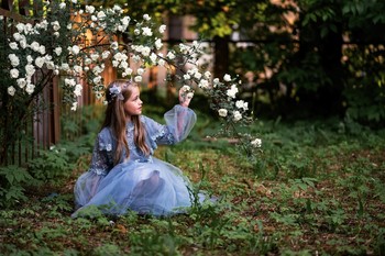 Белая роза / модель Вика Киселёва
платье предоставлено фотостудией «Косплей»