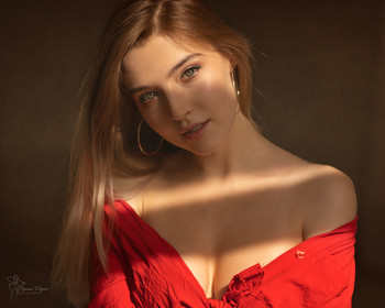 Мила / ***