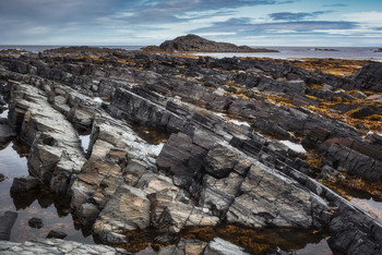 На краю Земли / Мыс Кекурский на полуострове Рыбачий. Мурманская область
