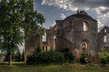 &nbsp; / руины собора в Успенском монастыре