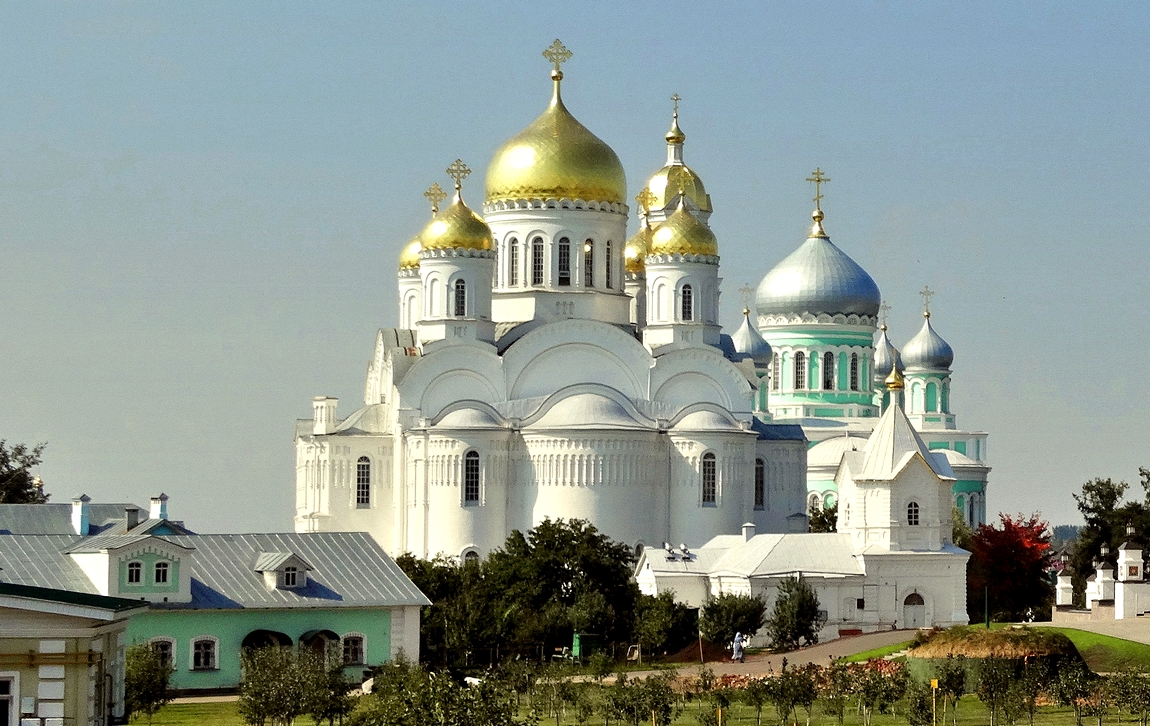 Дивеево успенский храм фото Спасо-Преображенский собор в Дивеево / фото