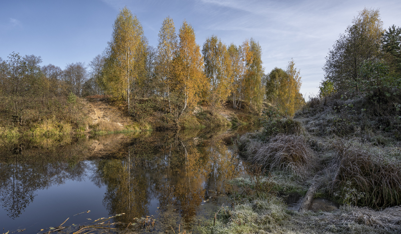 Река октябрь. Река Линда Нижегородская область. Река Линда фото. Река в октябре. Река Линда осень.