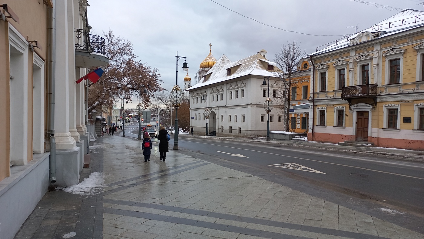 Улица пречистенка в москве. Ул Пречистенка 38. Улица Пречистенка 40/2. Пречистенка сейчас.