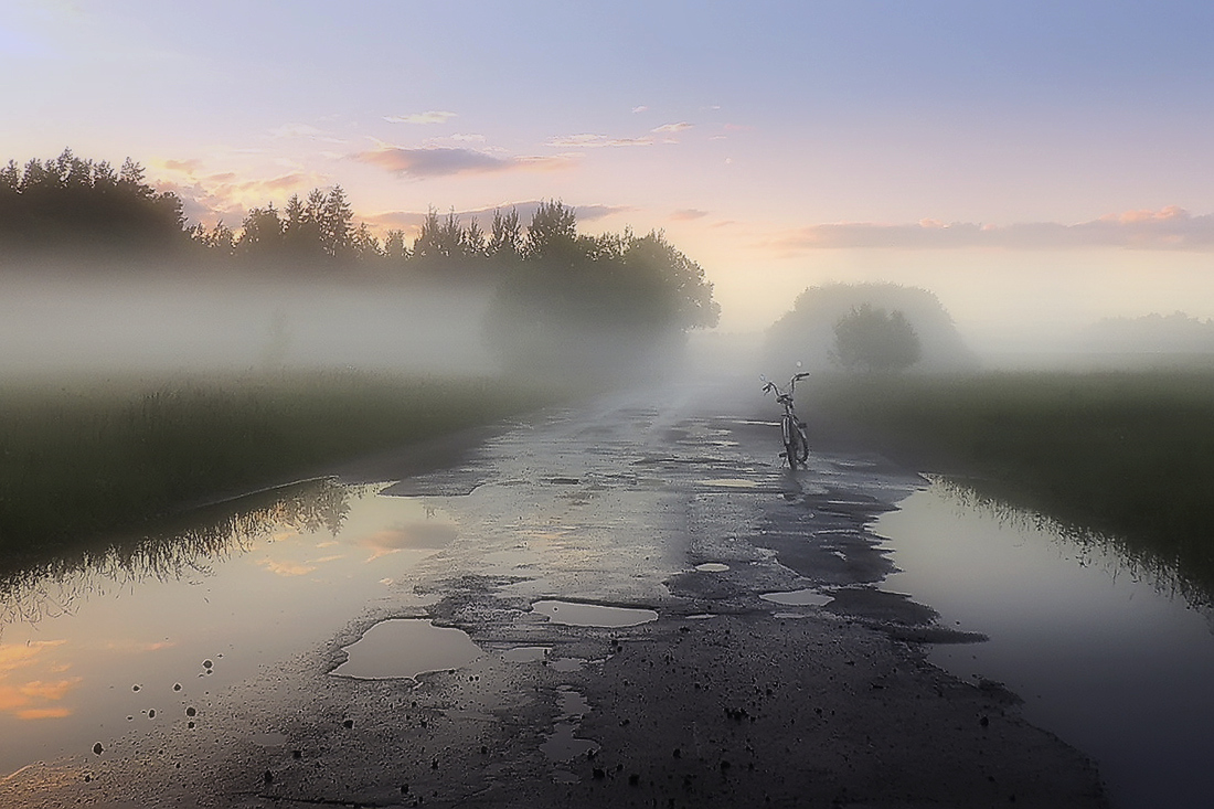Дождливый день. Проклятый дождь фото. Туапсе сильный дождь. Дождь в москве. Человек дождя.