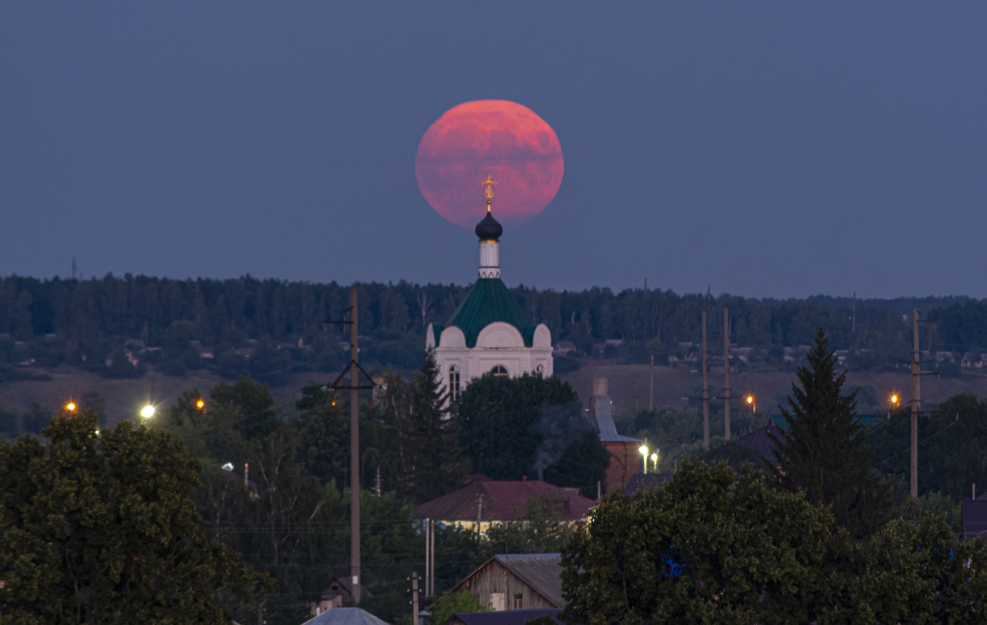 Кровавое суперлуние 2023. Сегодня суперлуние. Суперлуние 1948. Суперлуние. Суперлуние ламмас.