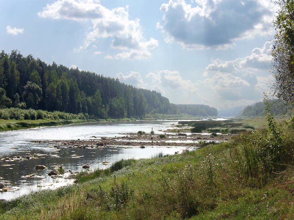 Низкая межень на реке