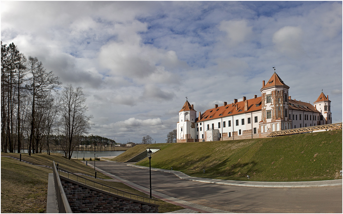 Мирский Замок Фото Внутри Замка