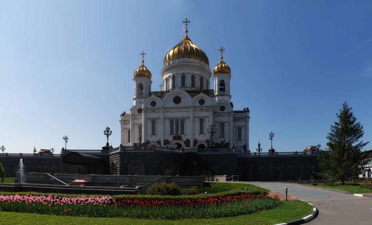 Храм христа спасителя ближайшее. Храм Христа Спасителя Автор. Храм Христа Спасителя цвета. Фото храма Христа Спасителя в Москве высокого разрешения. Фиалка храм Христа Спасителя.