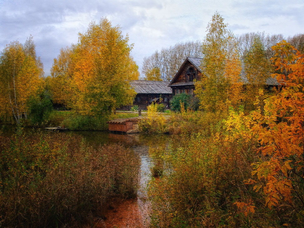 Русская осень. Поназырево осень река. Река Игуменка Кострома. Осень в Шарье Костромской области. Шарья Костромская область природа.