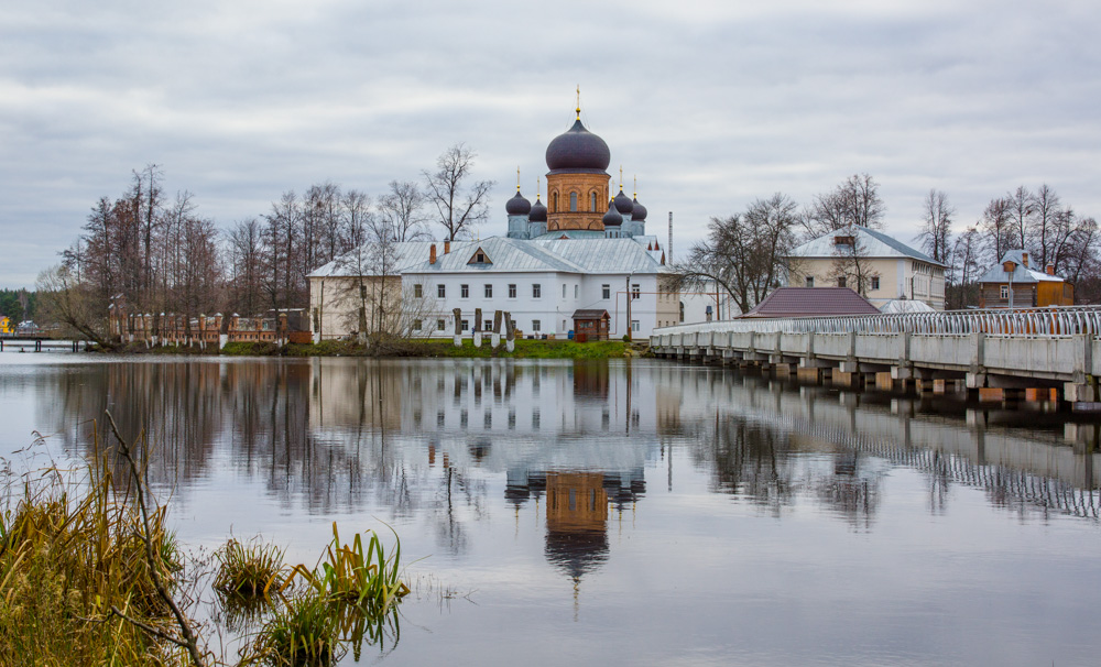 Покровская Введенская островная пустынь