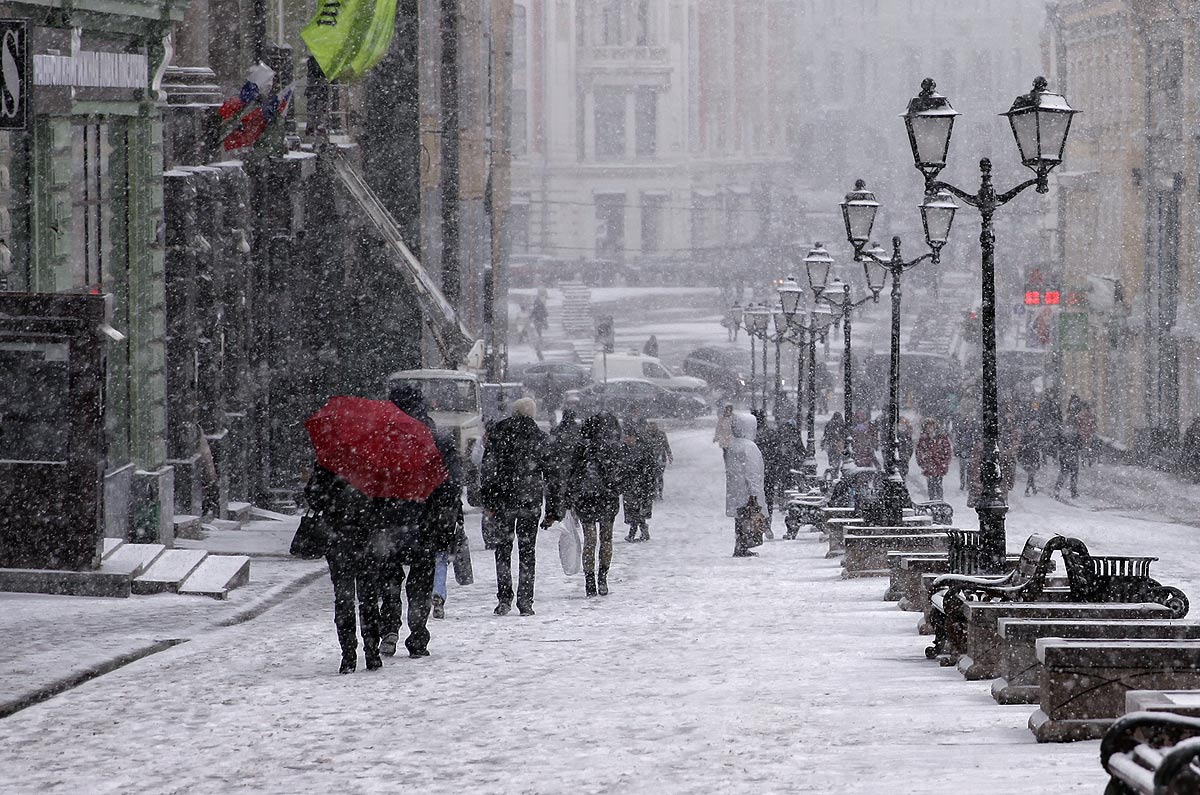 Зима внезапно. Снег в марте в Москве. Внезапная зима.