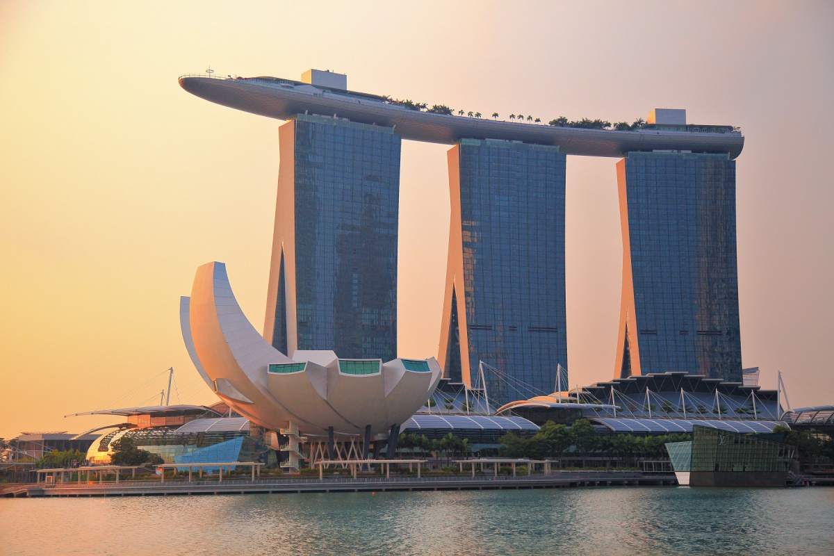 Marina bay. Марина бэйсэнц Сингапур. Марина Бэй Сэндс. Отель Marina Bay Sands в Сингапуре. Сингапур отель Марина Бэй Сэндс бассейн.