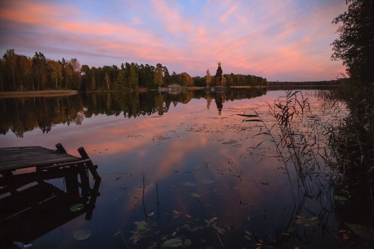 Вуоксе васильево. Церковь Андрея Первозванного на Вуоксе. Озеро Вуокса. Осень на Вуоксе. Деревня Васильево.