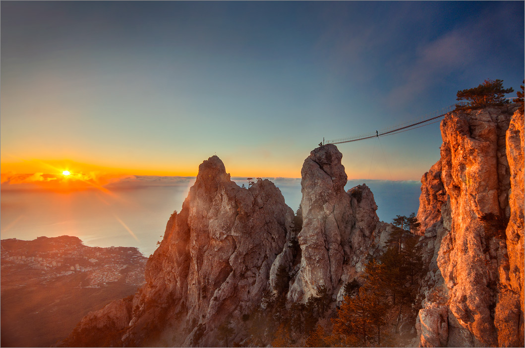 Высота ай. Гора ай-Петри в Крыму. Крымские горы ай Петри. Гора альпетри Крым. Гора ай-Петри в Крыму фото.