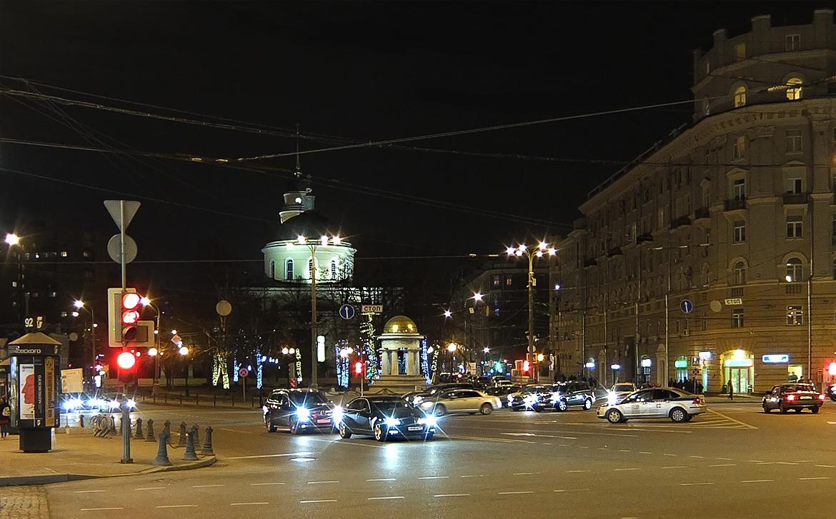 Фото никитская москва. Никитские ворота. Никитская площадь.