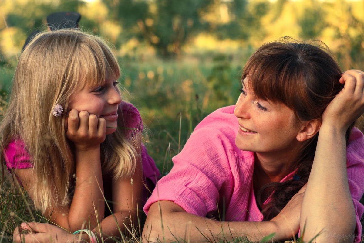 автор подружка. три подруги книга. думайка". автор подружка. книги юлии кузнецовой.