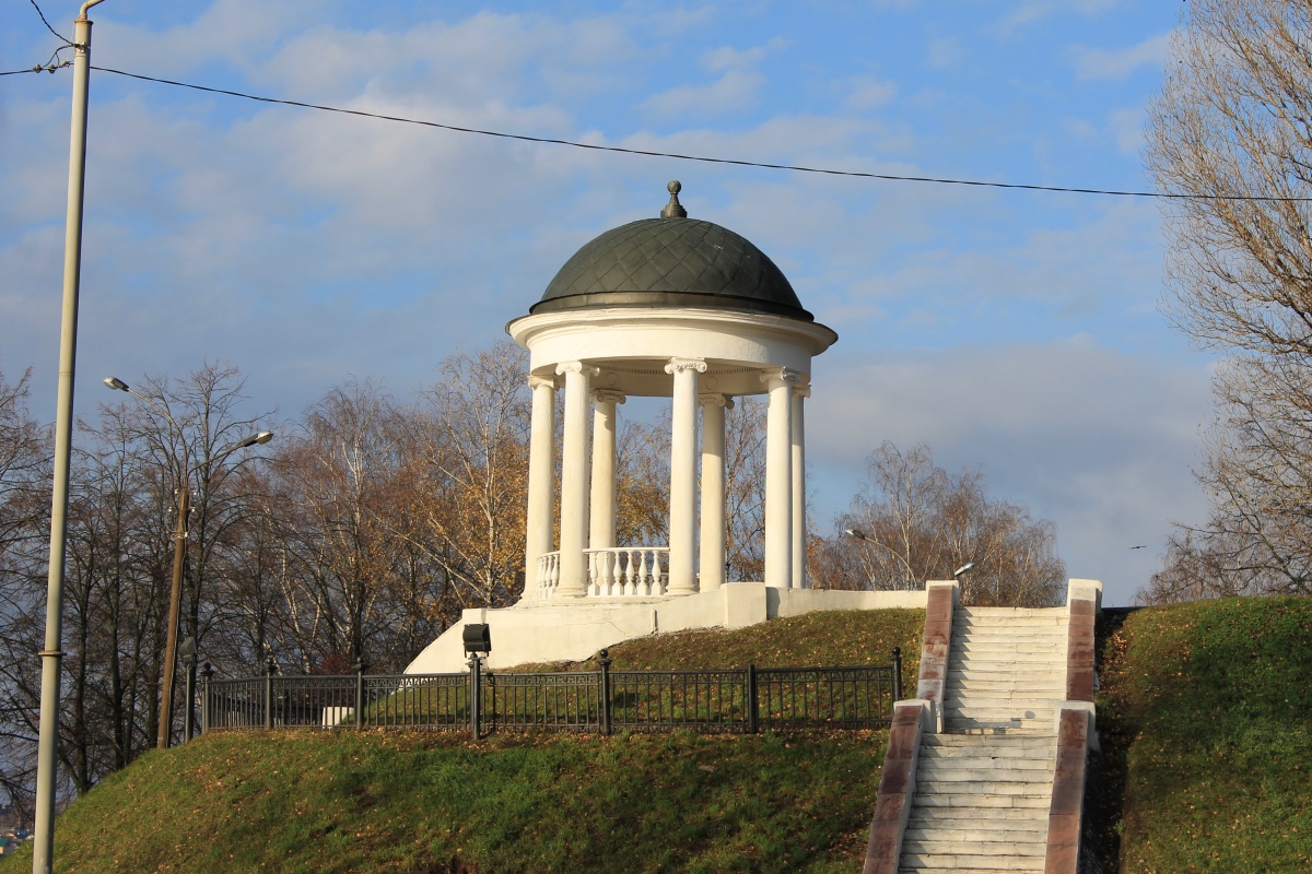 Беседка Островского В Костроме Фото
