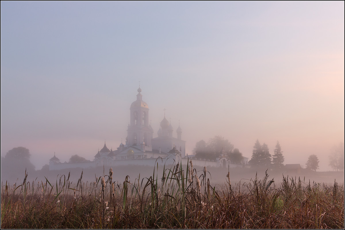 Храм В Тумане Фото Картинки Красивые