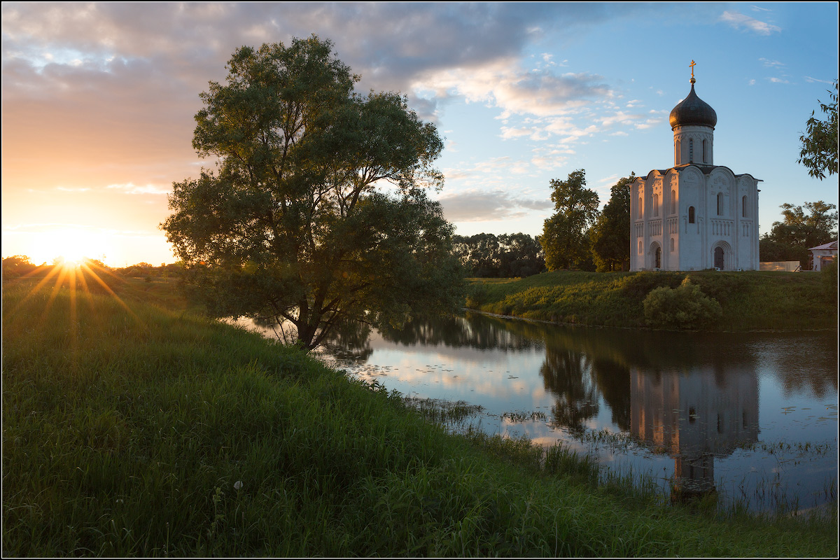 Маленькая Церковь в деревне