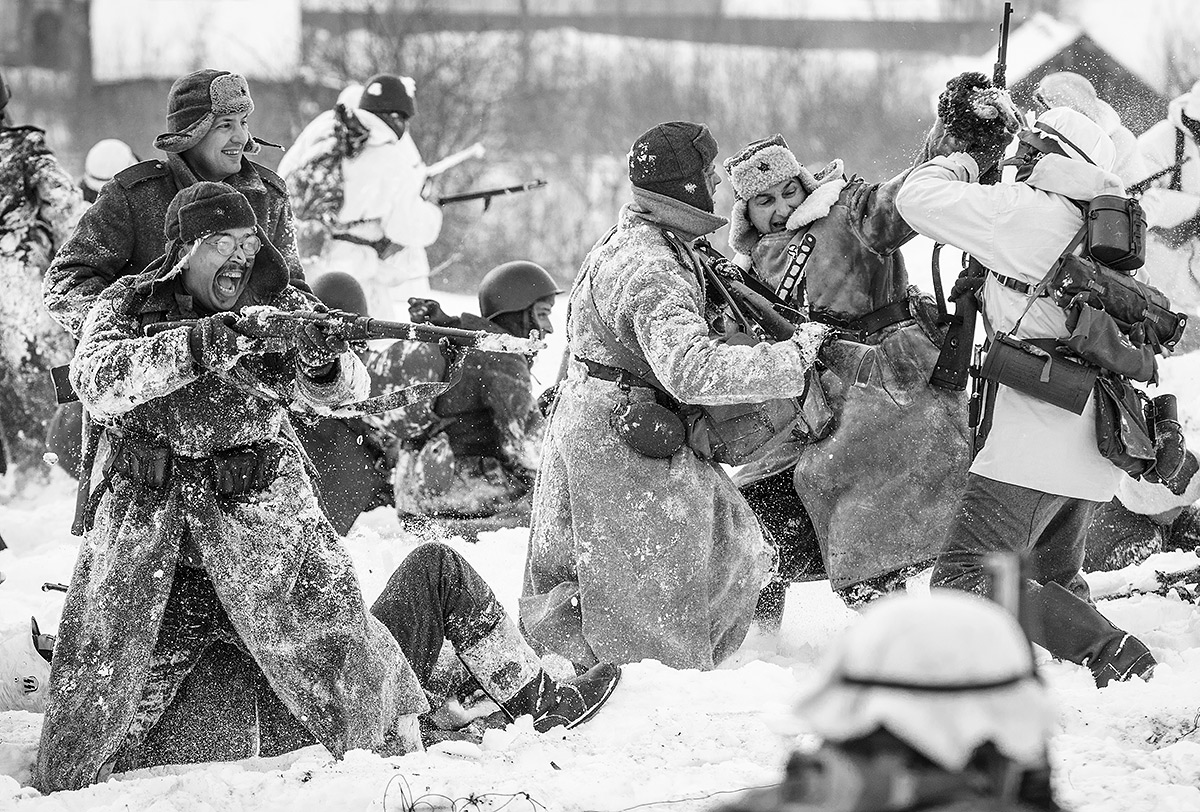 Нападение вов. Солдат ВОВ зимой. Советские солдаты зимой.