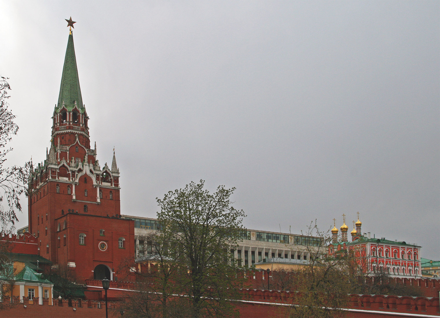 Москва не сразу. Кремль 2010. Москва-не Москва (2011). Москва не сразу строилась. Кремль не сразу строился.