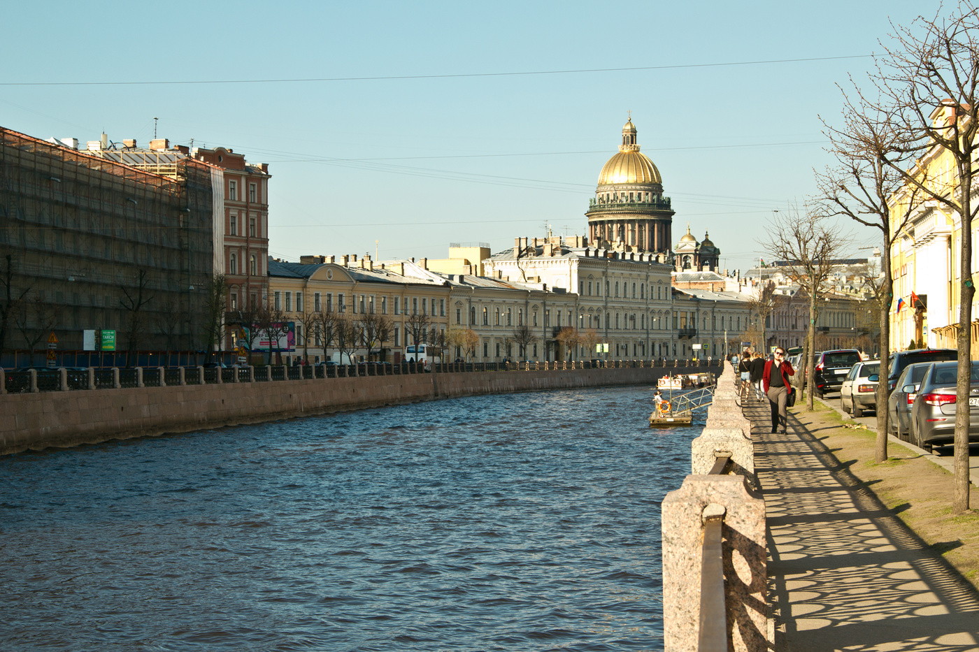 Петербург река мойка. Набережная мойки Санкт-Петербург. Питер набережная мойки. Гранитная набережная СПБ мойка. Санкт-Петербург памятник на набережной мойки.