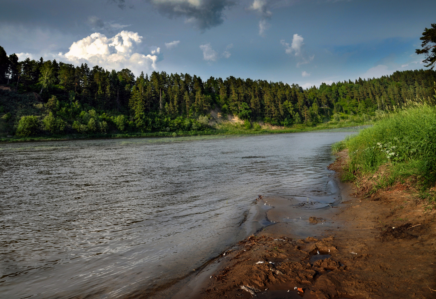 Теки река. Река Карабалтинка. Река Морквашинка. Река течет. Текущая река.