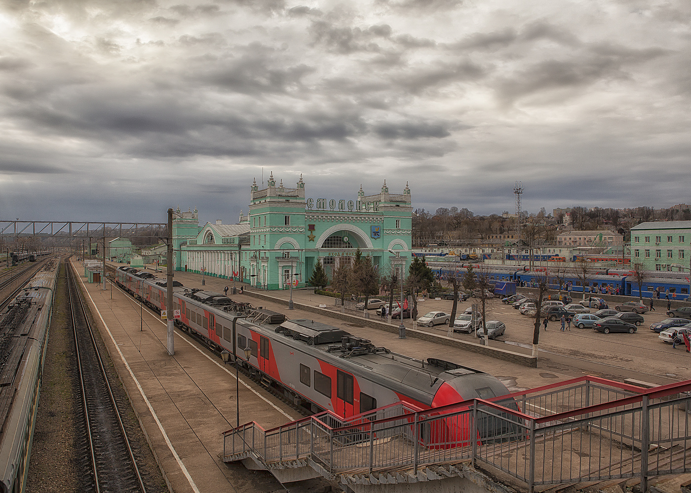 Вокзал города смоленска. Станция Смоленск Центральный. Смоленский Центральный вокзал. ЖД вокзал Смоленск. Вокзал Раненбург.