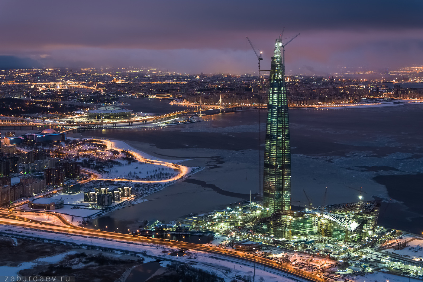 Лахта центр петербург фото. Лахта-центр в Санкт-Петербурге. Лахта центр Санкт-Петербург небоскреб. Лахтоцентр Санкт Петербург. Небоскреб Лахта центр.