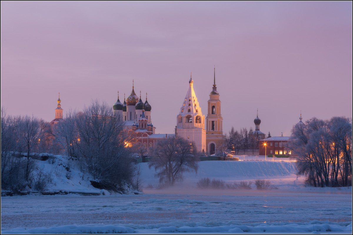 Коломна зимой. Коломенский Кремль зима. Коломна Кремль зимой. Коломенский Кремль зимой. Город Коломна зимой.