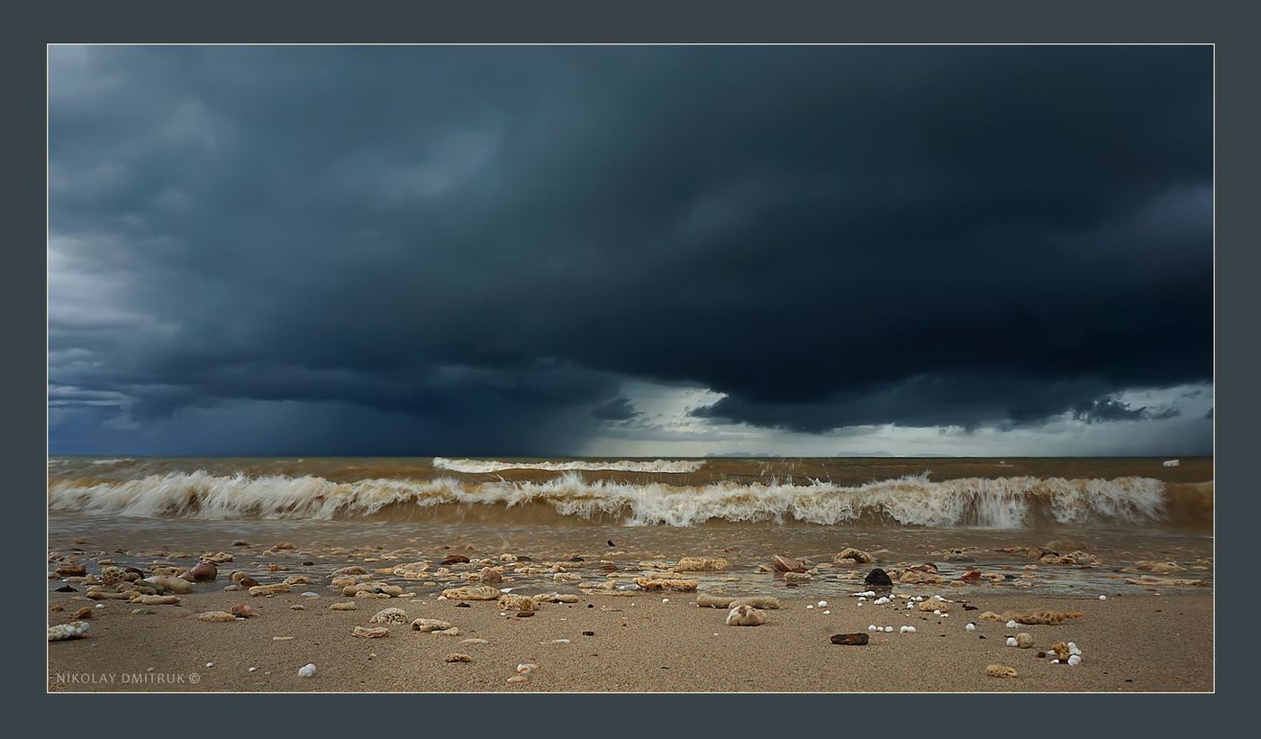 начало шторма мазуров. начало шторма мазуров. буря шторм. шторм в ирландии. голая н.