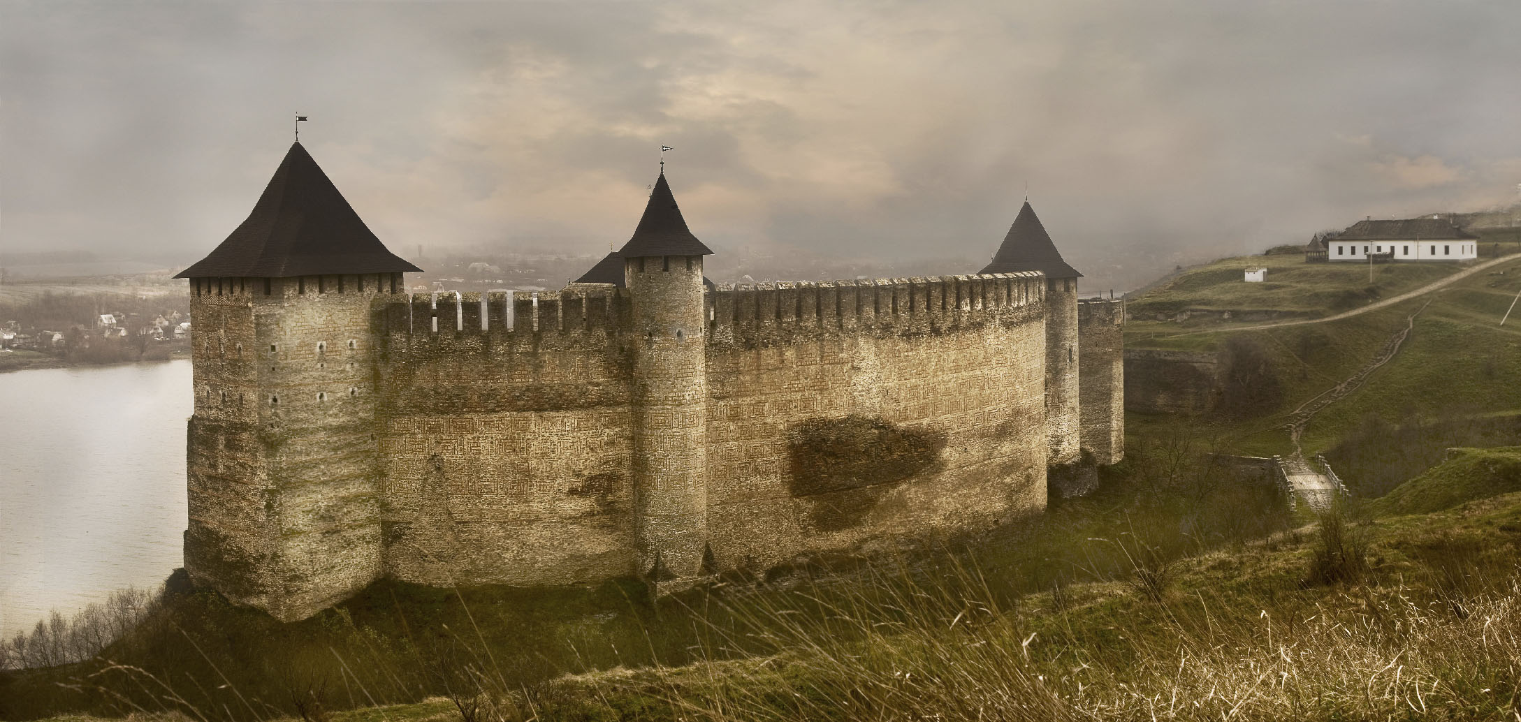 Старая крепость 6 7. Галицко-Волынское княжество крепость хотин. Хотинская крепость башня. Старинные изображения Хотинская крепость.