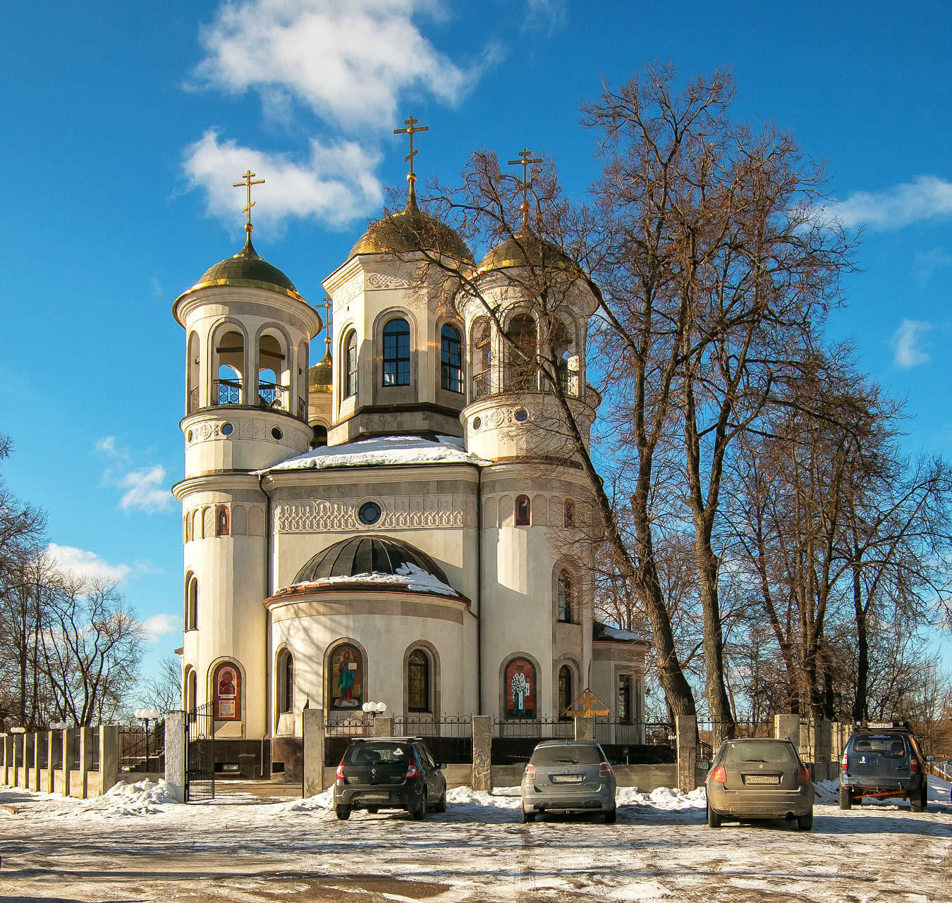 Город звенигород. Собор Вознесения Господня в Звенигороде. Вознесенский храм Звенигород. Звенигород Церковь Вознесения Господня. Вознесенский соборе г. Звенигород.