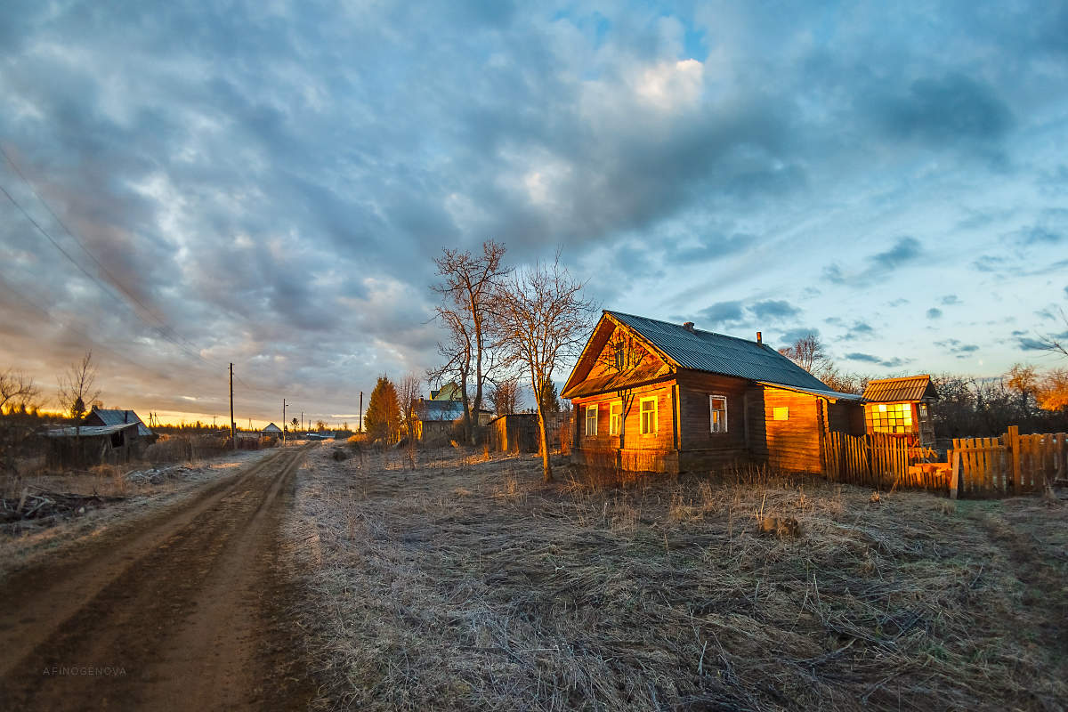 Фотографии деревни. Деревня Починок Тверская область. Деревня рассвет Калужская область. Деревня Дальнее Натраново Калужская. Тверская область Пеновский район деревня Починок.