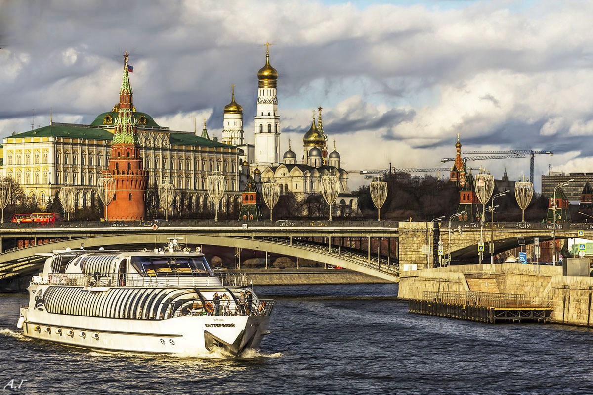 Начало г. Март в Москве. Москва в марте. Март в Москве фото. Москва в начале марта.