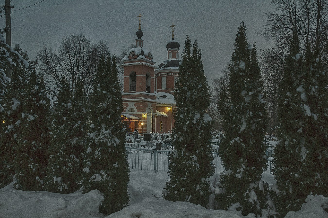 Храм в чернево южное. Храм Александра Невского Тевризский район. Храм Александра Невского Екатериновка. Екатериновка Тевризский район. Нерехта в рождественскую ночь.