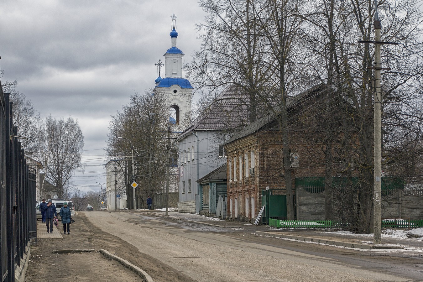 Вязьма сегодня. Набережная города Вязьма. Вязьма Московский район. Современный город Вязьма. Зимняя Вязьма.