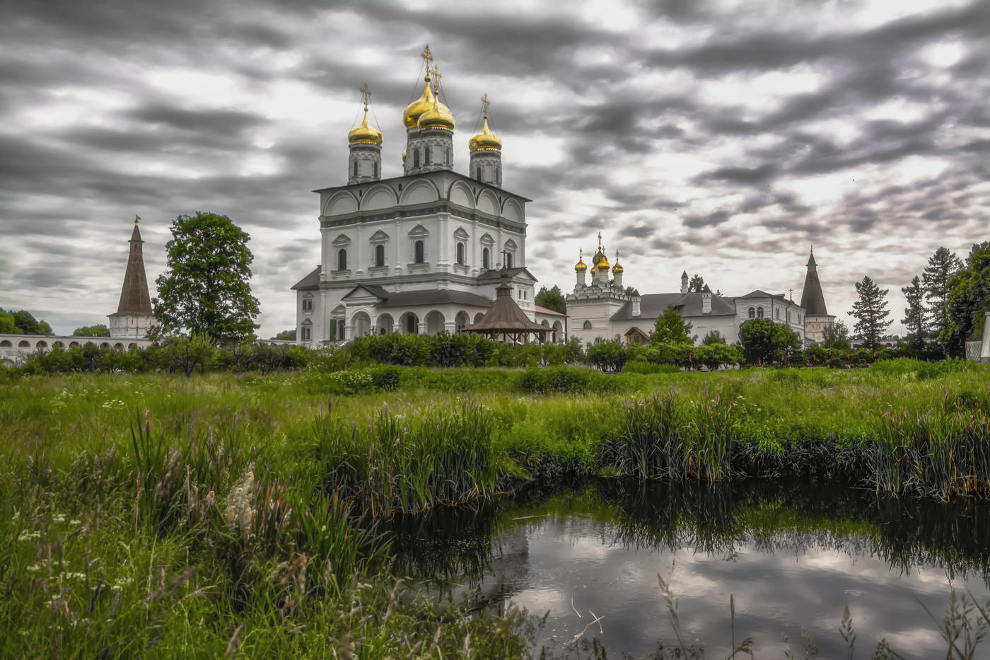 Иосифо волоколамский монастырь. Исиофо-Володкий монастырь. Иосифовоотский монастырь. Свято-Успенский Иосифо-Волоцкий монастырь. Иосифо-Волоцкий монастырь Волоколамский.