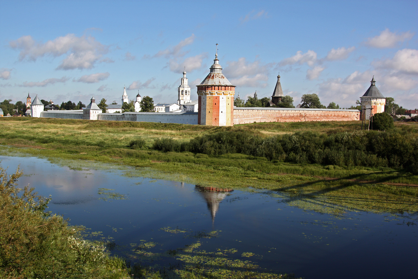 Фото прилуцкого монастыря. Прилуцкий монастырь Вологда. Спасок Прилужский монастырь Вологда. Спасо-Прилуцкий Димитриев монастырь Вологда. Спасо-Прилуцкий мужской монастырь в Вологде.